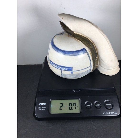 Vintage Pottery Ceramic Porcelain Blue & White Hand Painted Container  Signed - Picture 13 of 13